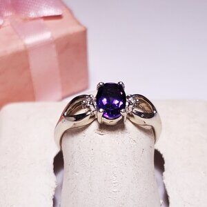 Estate 3/4ctw Natural Oval &Rd Diamond 14Kt Y/Gold open teardrop sides Ring23166